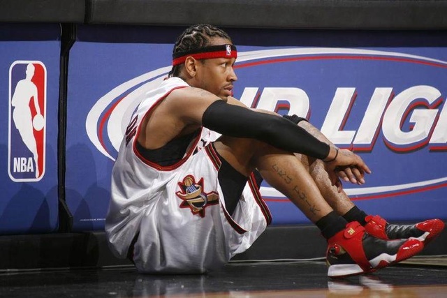 篮球赛场上的李弘权：三分球如雨，得分如风（李弘权赛场风暴：三分如雨，得分如风）