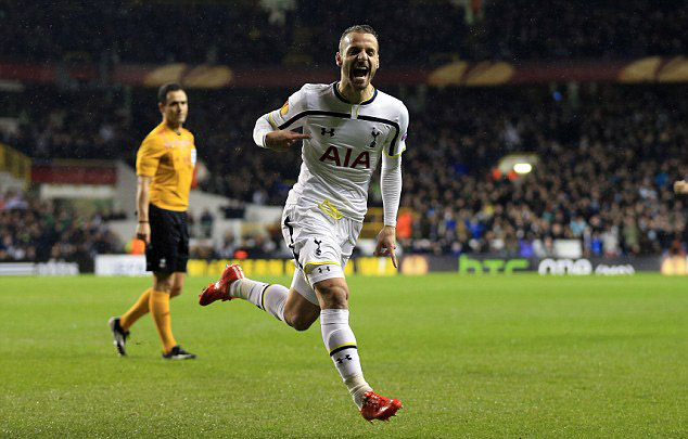 追梦谈与科尔吵架：当时情绪失控了，最好的办法是让我先离开（追梦回顾与科尔争执：情绪失控时，先离开是最好的选择）