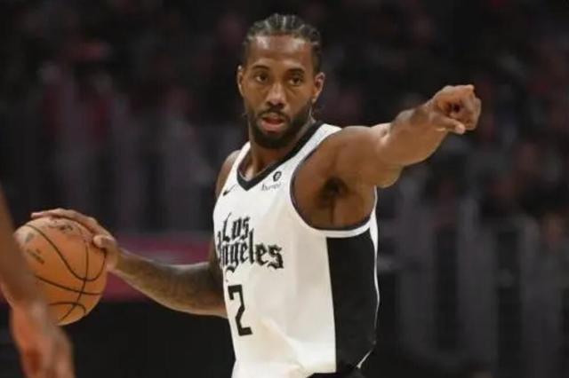 震撼！姆巴佩圣马梅斯上演天秀 阿诺德助攻配合堪称艺术品（燃爆！姆巴佩圣马梅斯上演神迹 阿诺德妙传配合宛如艺术）