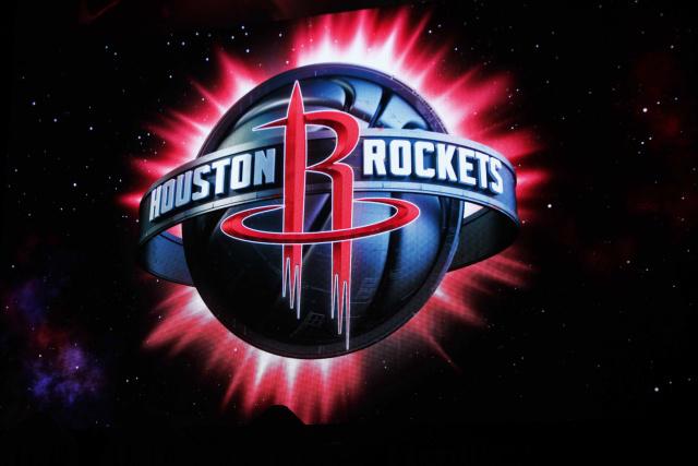 博洛尼亚vs克雷莫内塞：奥尔索利尼、胡安-米兰达首发，瓦尔迪、奥代罗出战（博洛尼亚对阵克雷莫内塞：奥尔索利尼、胡安-米兰达先发，瓦尔迪、奥代罗出场）