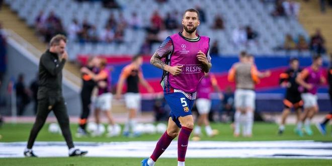 利物浦、曼城和热刺竞逐安托万·塞梅尼奥：英超转会市场的焦点（安托万·塞梅尼奥成英超转会焦点：利物浦、曼城与热刺上演争夺战）