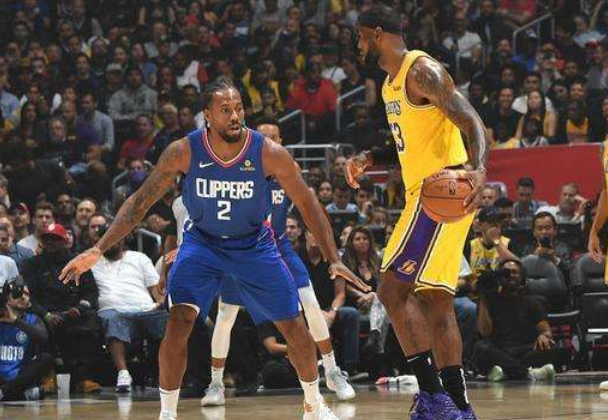 疯狂出手！康宁汉姆30投12中得29分10板9助 加时低效7投仅2中（出手如雨！康宁汉姆30投12中砍29分10板9助，加时7投仅2中）