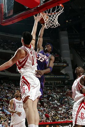 姆巴佩的双响炮让皇马只差一分（姆巴佩梅开二度，皇马仅落后1分）