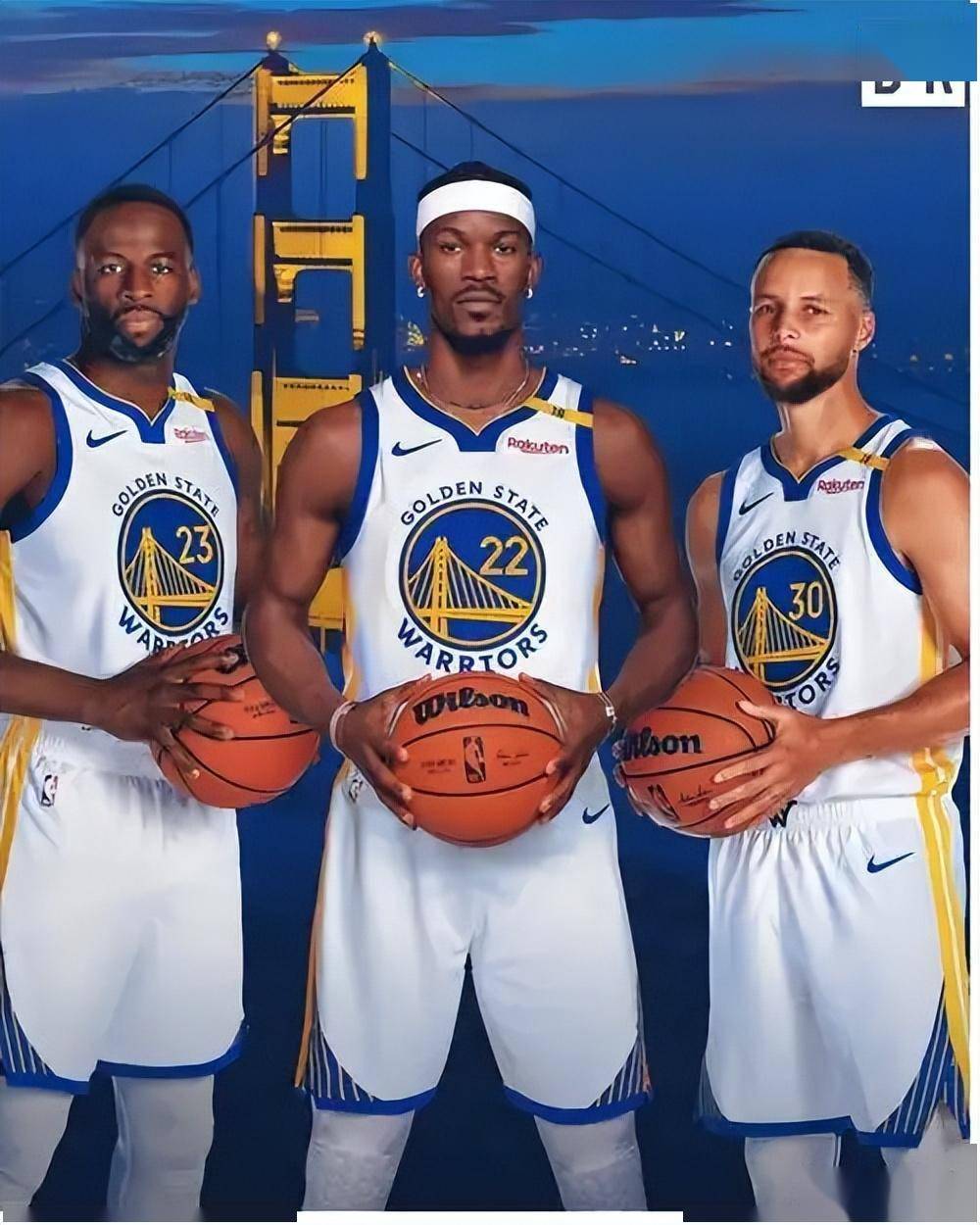 安全裤兜Cucurella & Yamal last night 👬（昨夜Cucurella把Yamal装进口袋里 👬）